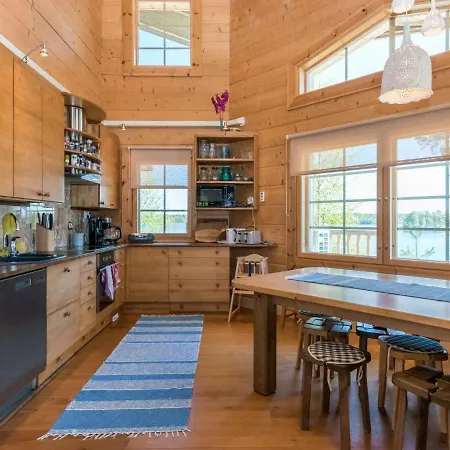 Pyoeriaeinen By Interhome Holiday home Pihlajaniemi