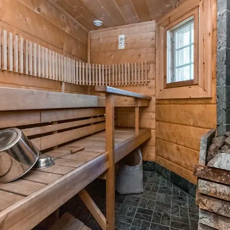 Pyoeriaeinen By Interhome Holiday home Pihlajaniemi