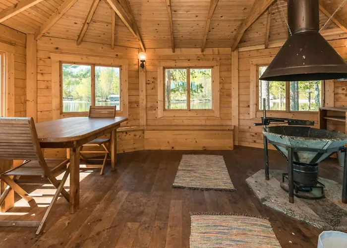 Pyoeriaeinen By Interhome Pihlajaniemi